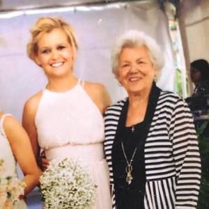 Meet your Posher, Caitlin